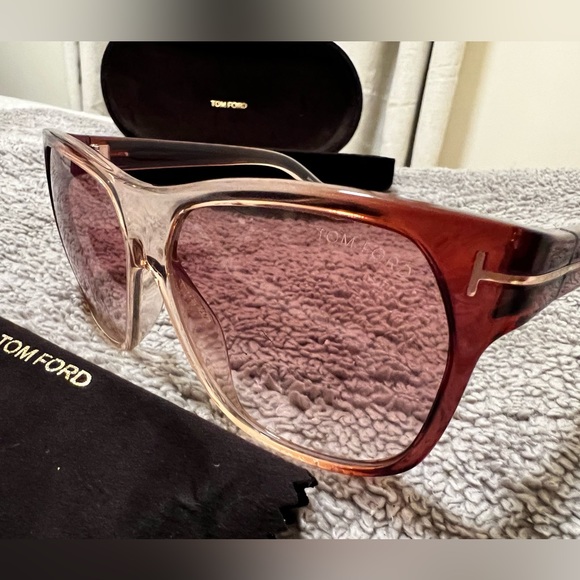 Tom Ford Accessories - TOM FORD SUNGLASSES